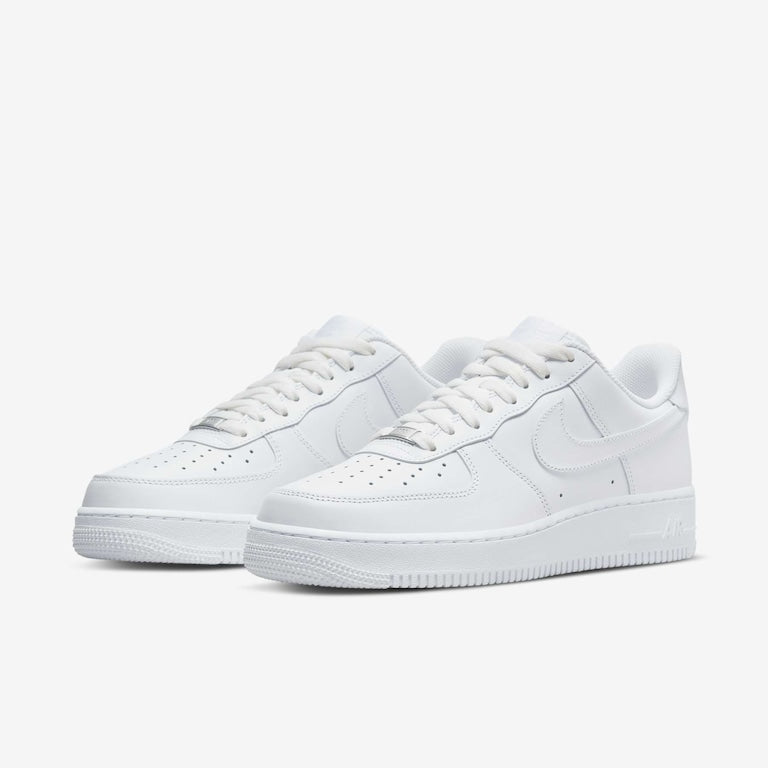 NIKE AIR FORCE